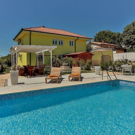 Apartments Dora Victoria Dream Μεντουλίν Εξωτερικό φωτογραφία