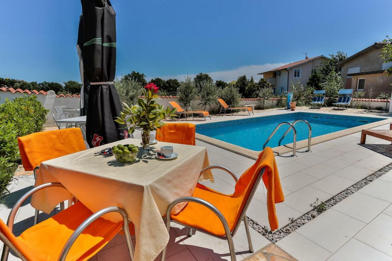 Apartments Dora Victoria Dream Μεντουλίν Εξωτερικό φωτογραφία
