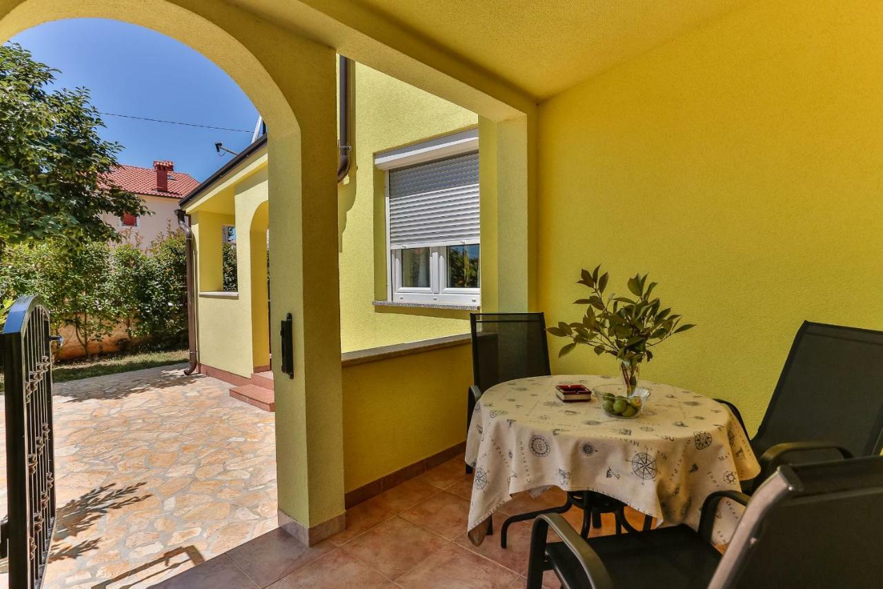 Apartments Dora Victoria Dream Μεντουλίν Εξωτερικό φωτογραφία