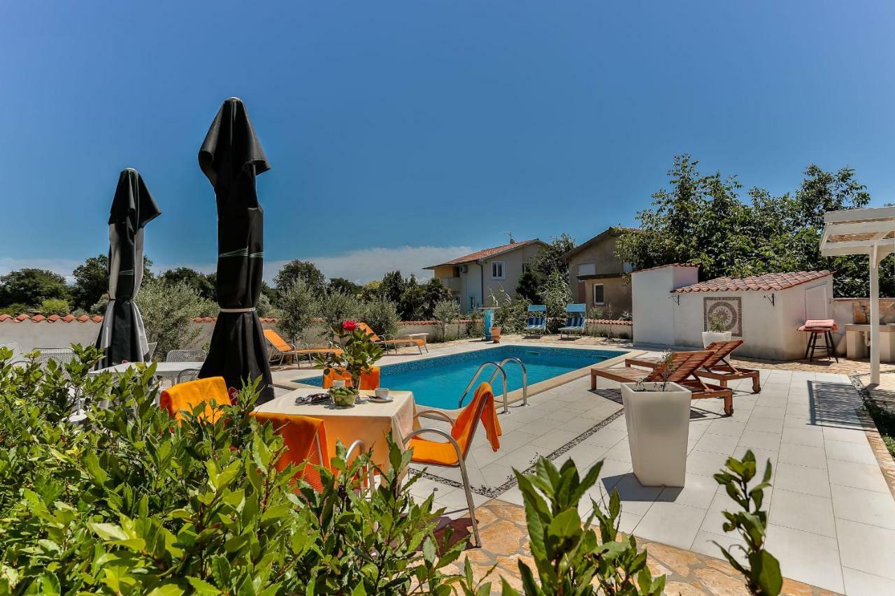 Apartments Dora Victoria Dream Μεντουλίν Εξωτερικό φωτογραφία