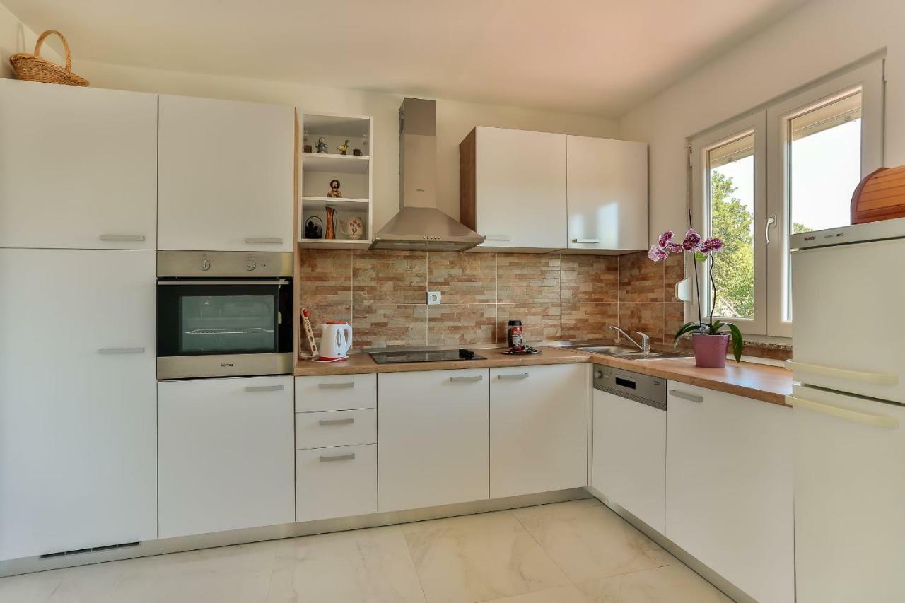 Apartments Dora Victoria Dream Μεντουλίν Εξωτερικό φωτογραφία