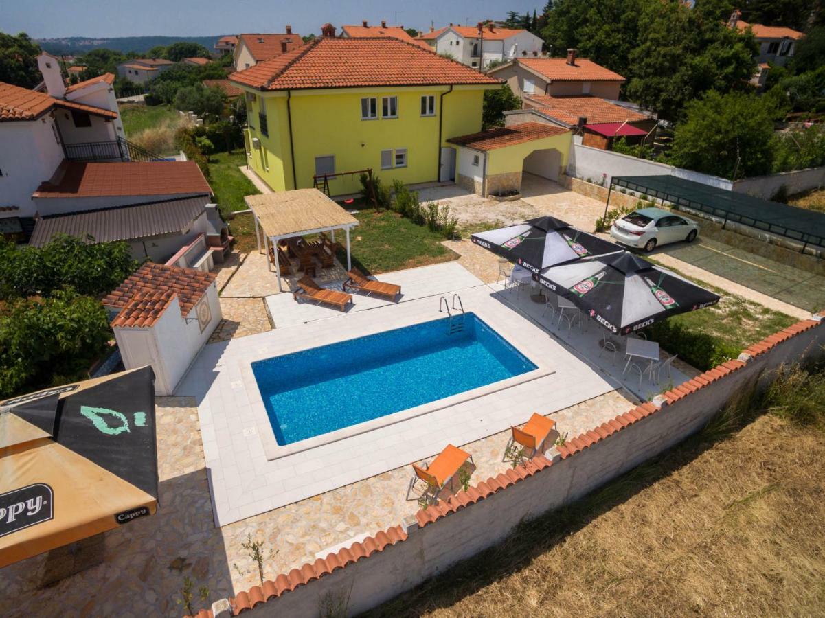 Apartments Dora Victoria Dream Μεντουλίν Εξωτερικό φωτογραφία