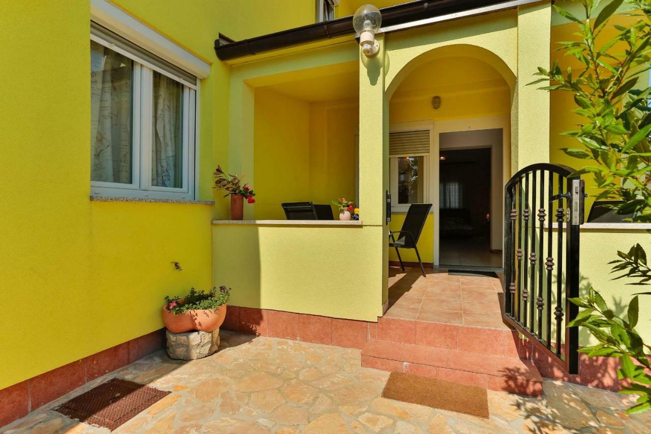 Apartments Dora Victoria Dream Μεντουλίν Εξωτερικό φωτογραφία